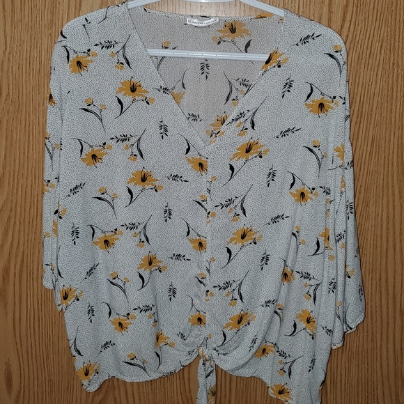 Womans flowy crop top - Picture 1 of 3